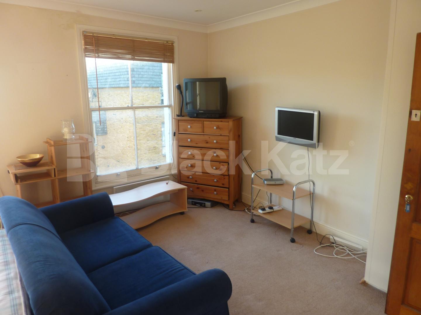 			NEW INSTRUCTION, Studio Apartment, 1 bath, 1 reception Studio			 Belgrave Gardens, ST JOHNS WOOD 